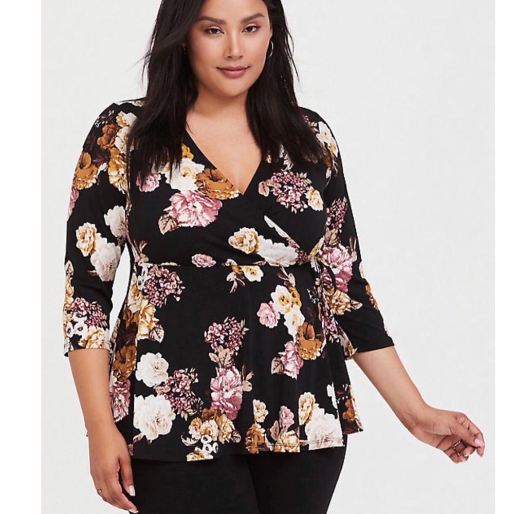 NWT Torrid Black Floral Knit Wrap Peplum Top 2X